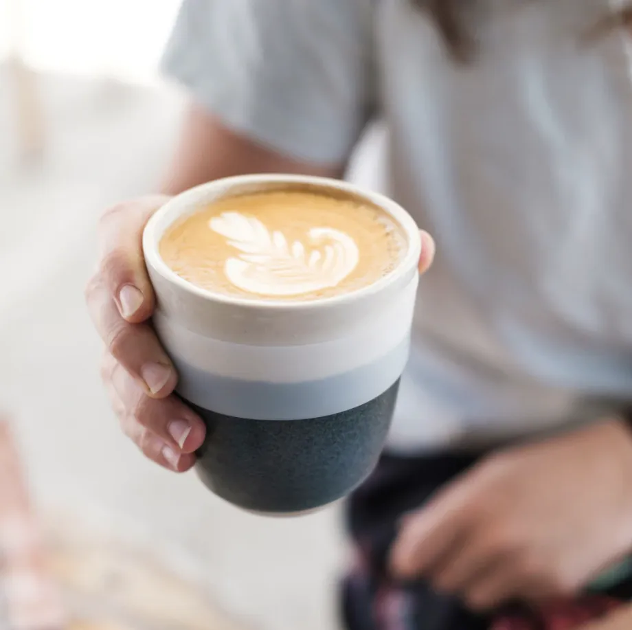 © Takeaway cup bluegum blue lid