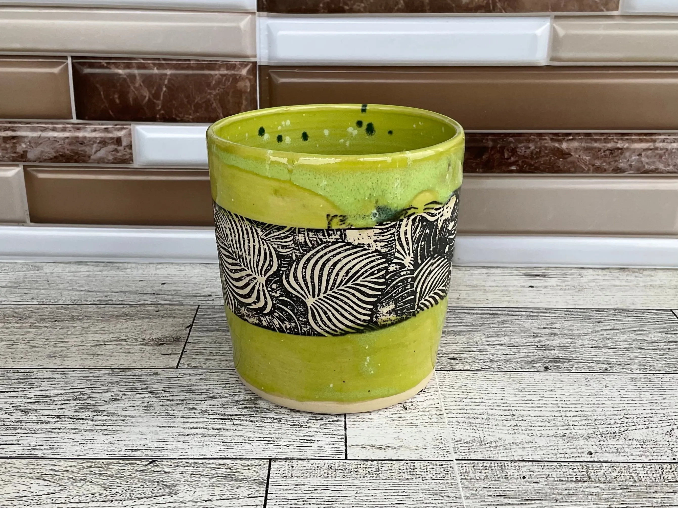 12 oz Lime Shower Monstera Flower Ceramic Mug