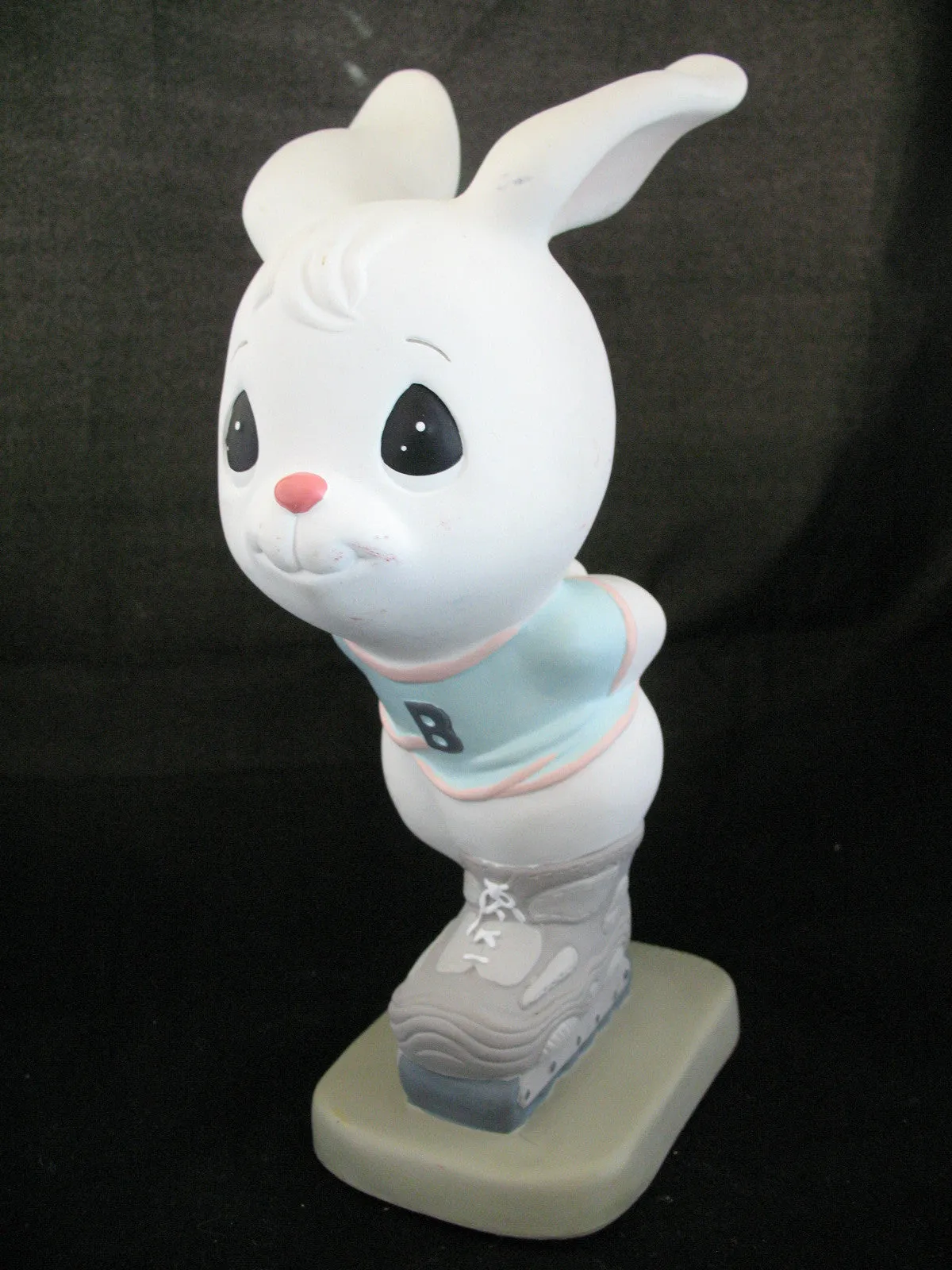 12" BIG PRECIOUS MOMENTS 2003 EASTER BUNNY RABBIT Roller Skate Skating FIGURINE
