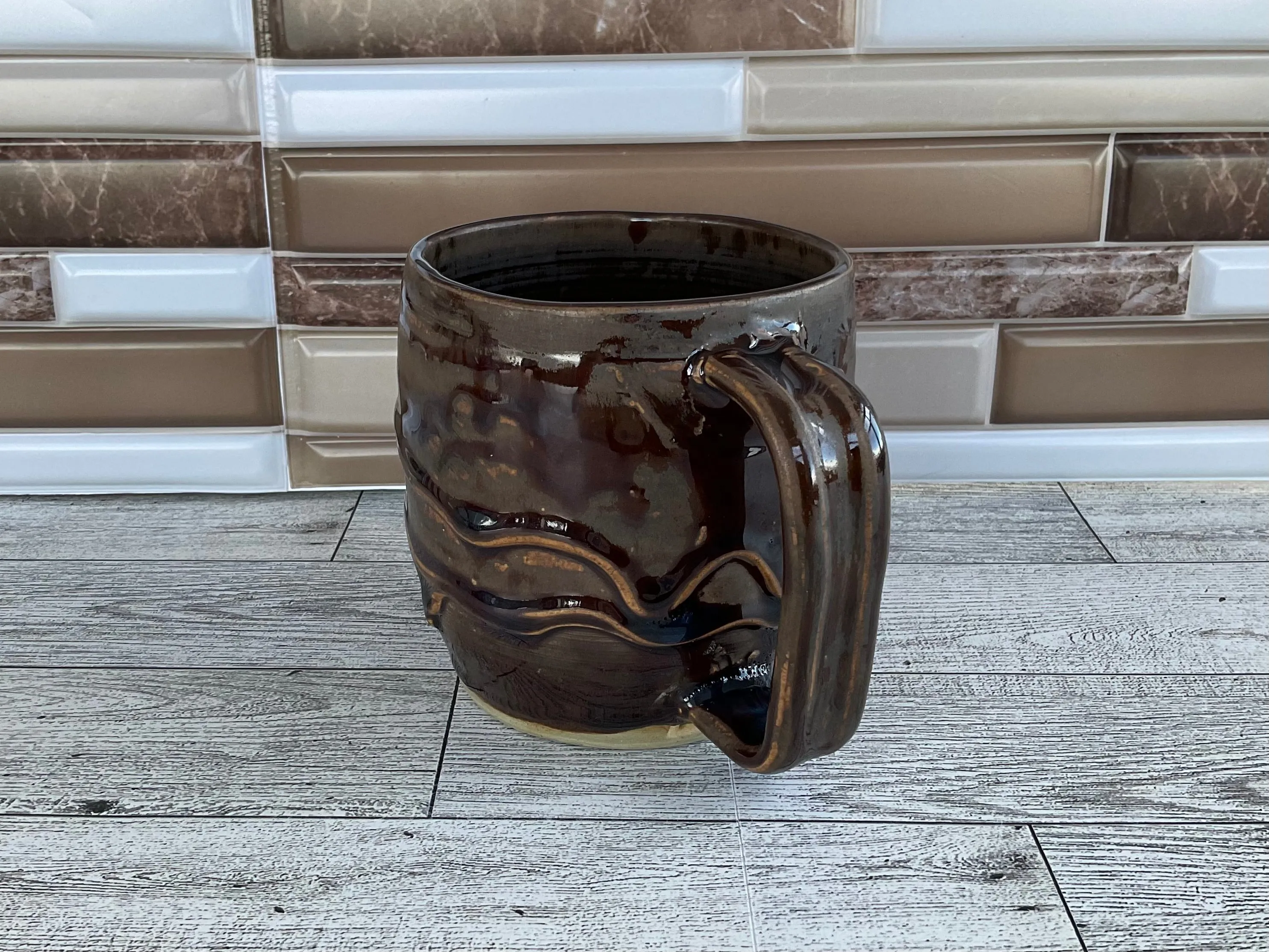 14 oz Root Beer Drippy Ceramic Mug
