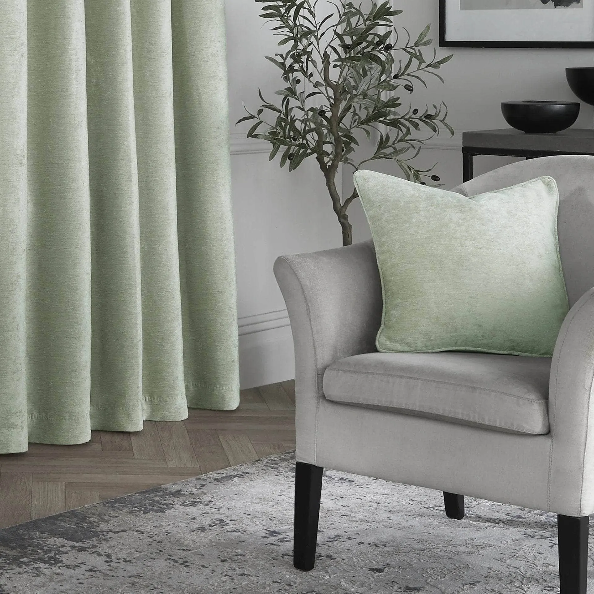 Chenille Cushion - Green