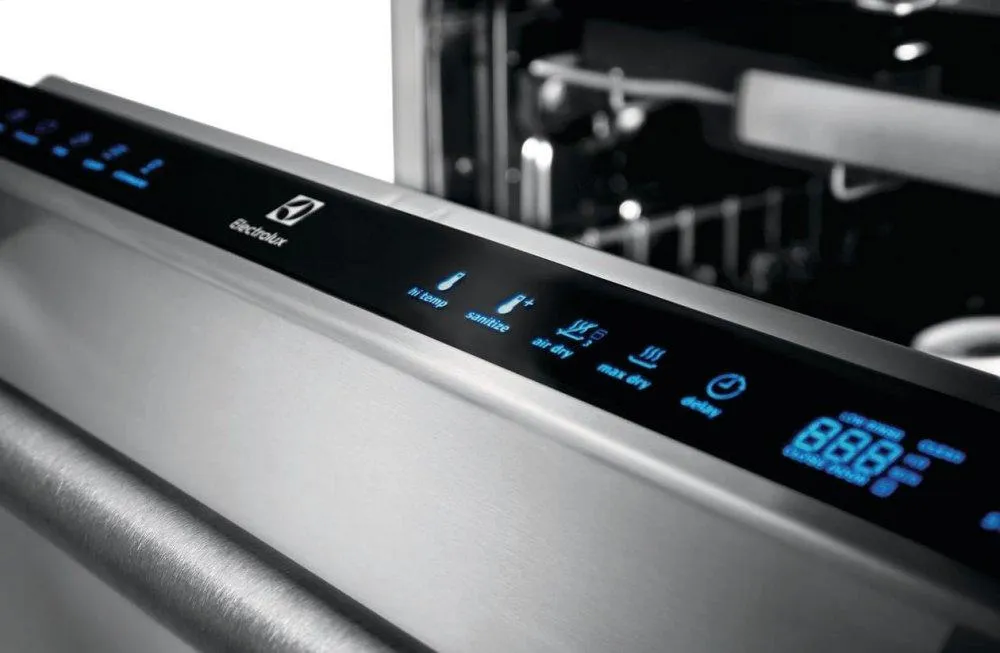 Electrolux ICON® 24'' Built-In Dishwasher with Perfect Dry™ System