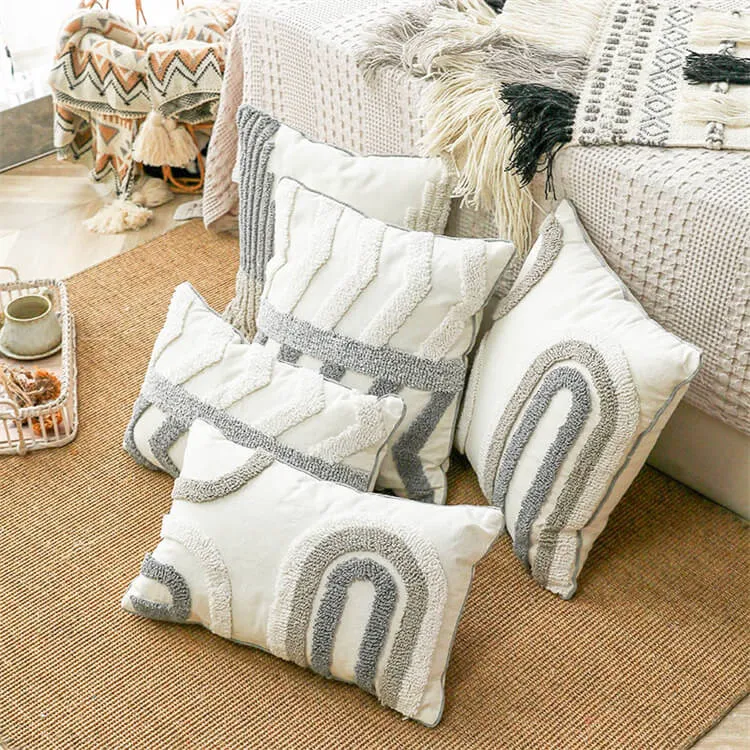 Geometric Woven Tufted Scatter Cushion | Curve