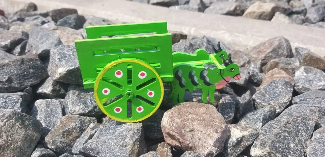 HAST SHILP Handmade Bullock Cart Green (BCDE038)