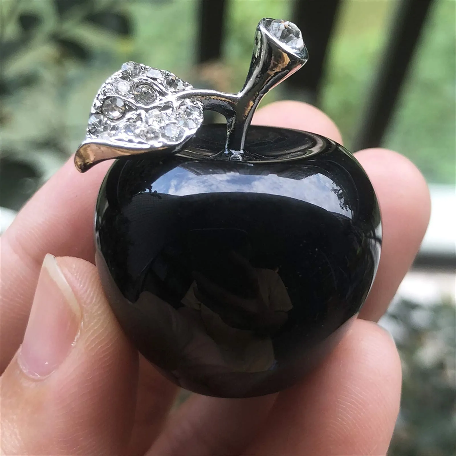Neyisaa Black Obsidian Crystal Apple Decor, Healing Crystals Pocket Stone Fruit Figurine Craft Home Decoration 30mm