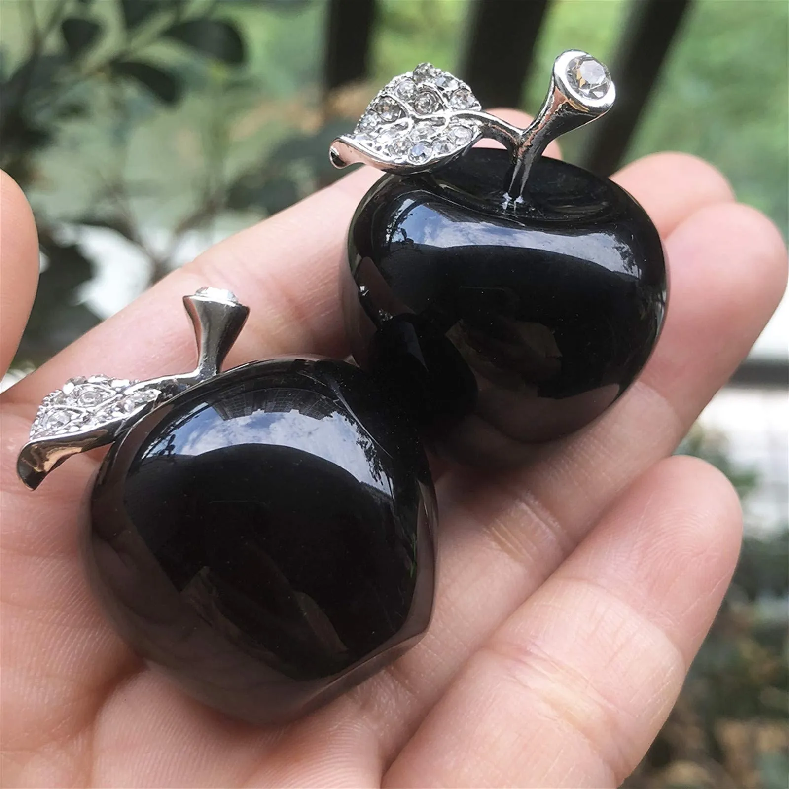 Neyisaa Black Obsidian Crystal Apple Decor, Healing Crystals Pocket Stone Fruit Figurine Craft Home Decoration 30mm